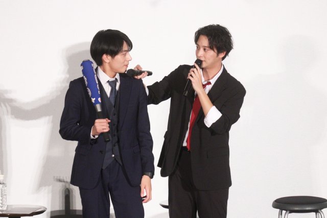 「キスは捜査のあとで」渡部秀&齋藤璃佑が“朝チュン”“不意打ちキス”など名シーンの裏話を告白!