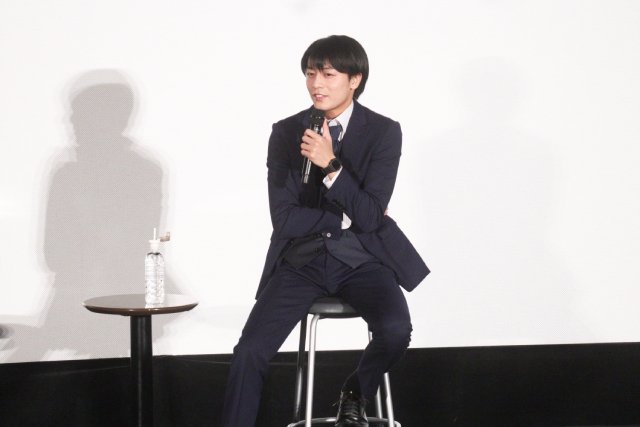 「キスは捜査のあとで」渡部秀&齋藤璃佑が“朝チュン”“不意打ちキス”など名シーンの裏話を告白!