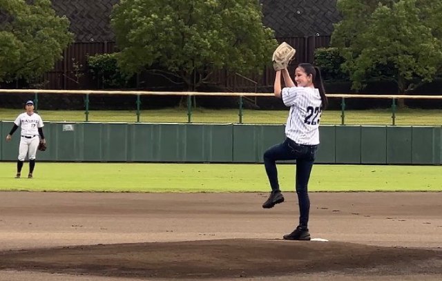 星野奈緒が地元静岡で始球式&冠番組開始! 裏方への挑戦と原点回帰の思いを語る
