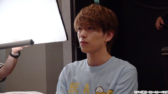 深田竜生が浮所飛貴の意外な顔を暴露!?「夏色の雲が恋と嵐をまきおこす」メイキング