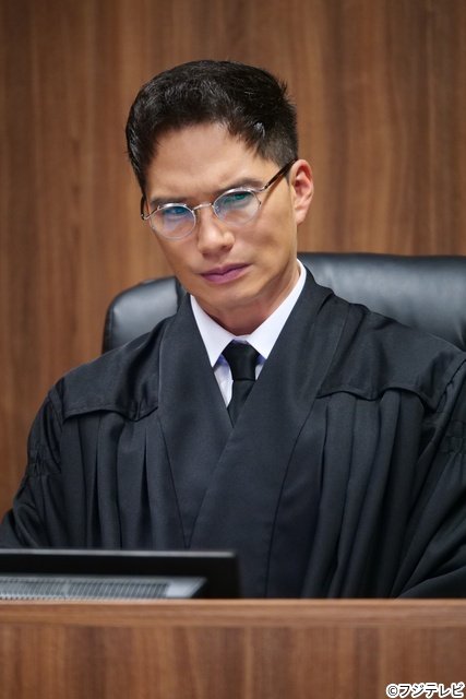 AI搭載スマートスピーカーが被告!? 市原隼人主演「世にも奇妙な物語」