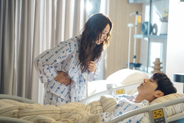 宮藤官九郎「俺のこと、なんか言ってた?」、福山雅治「ブラック・ショーマン」ほか【Netflix10月新着作品】
