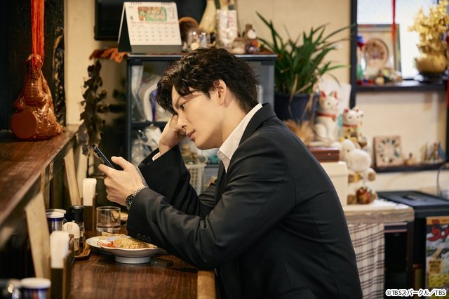 「田鎖ブラザーズ」謎の男を演じる飯尾和樹が明かす舞台裏「もし自分が同じ立場だったら……」