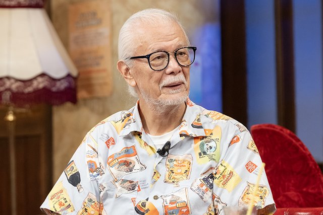 マイク眞木が弾き語りで生歌を披露! 唯一無二のダンディズムに鶴瓶&八木メロメロ