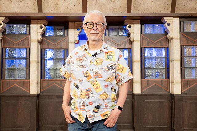 マイク眞木が弾き語りで生歌を披露! 唯一無二のダンディズムに鶴瓶&八木メロメロ