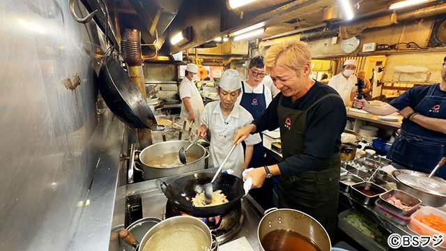 日本一ふつうで美味しい植野食堂 相棒・つるの剛士も古久屋の厨房で奮闘/日本一ふつうで美味しい植野食堂