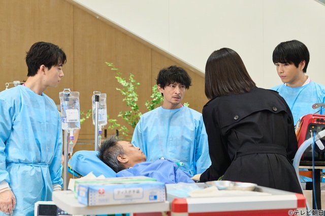 松下奈緒×津田健次郎が語る「アナログナース」反目する2人の呼吸が合う面白さ