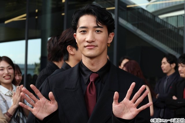 岩本照、中川大志ら「真田十勇士」キャスト14人が集結! 湘南乃風もサプライズ登場