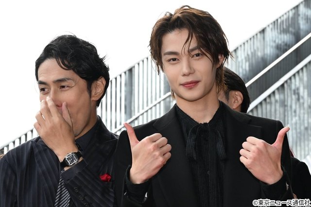岩本照、中川大志ら「真田十勇士」キャスト14人が集結! 湘南乃風もサプライズ登場
