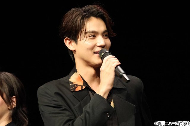 岩本照、中川大志ら「真田十勇士」キャスト14人が集結! 湘南乃風もサプライズ登場