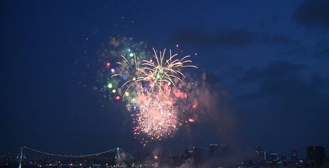 11年ぶりに復活!「東京湾大華火祭」をBS朝日で放送 若手スタッフが語る見どころ