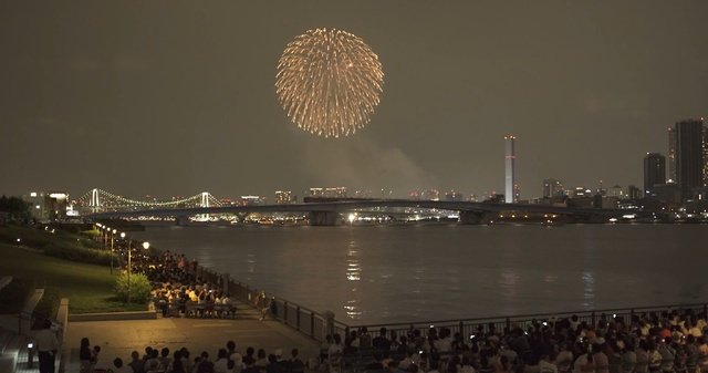 11年ぶりに復活!「東京湾大華火祭」をBS朝日で放送 若手スタッフが語る見どころ