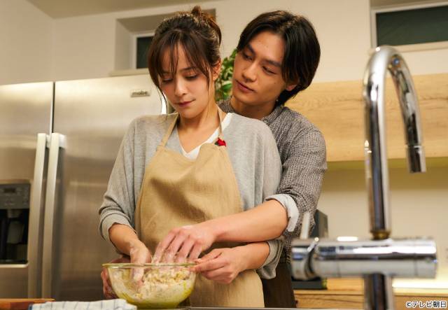 “悪い男”鯖崎（松田元太）ついに陥落!?「はだかんぼうたち」第5話　桃（加藤ローサ）と激甘展開