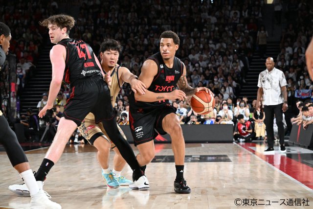 10年前の対戦再び! Bリーグ「シン・バスケ」開幕。「A東京×琉球」熱戦フォトレポート!