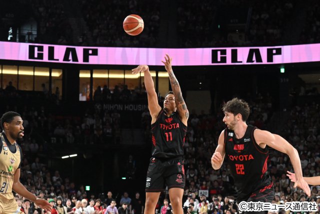 10年前の対戦再び! Bリーグ「シン・バスケ」開幕。「A東京×琉球」熱戦フォトレポート!