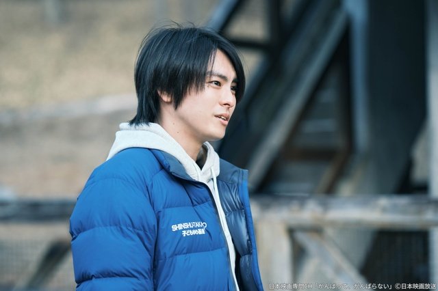 平井美葉の初主演ドラマ「がんばって、がんばらない」が放送! 共演に高野洸、安井謙太郎ら