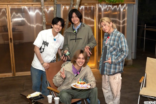 Aぇ! groupがデビュー2周年を祝し、岩手旅へ「あっちこっちAぇ!」地元中学生と白熱の野球対決