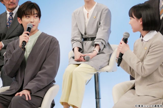 高橋文哉、芦田愛菜を「努力の天才肌」と絶賛!「南田南弁護士は天才肌」撮影現場で感じた驚き